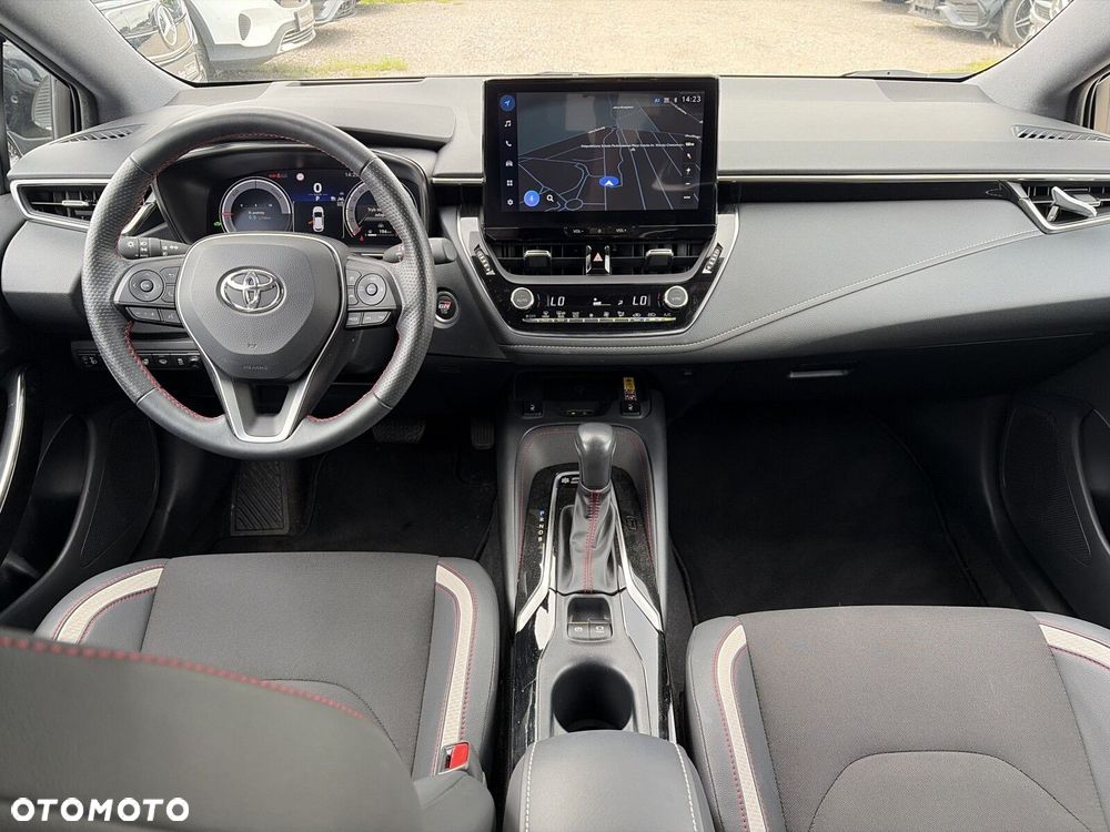 Toyota Corolla - 12
