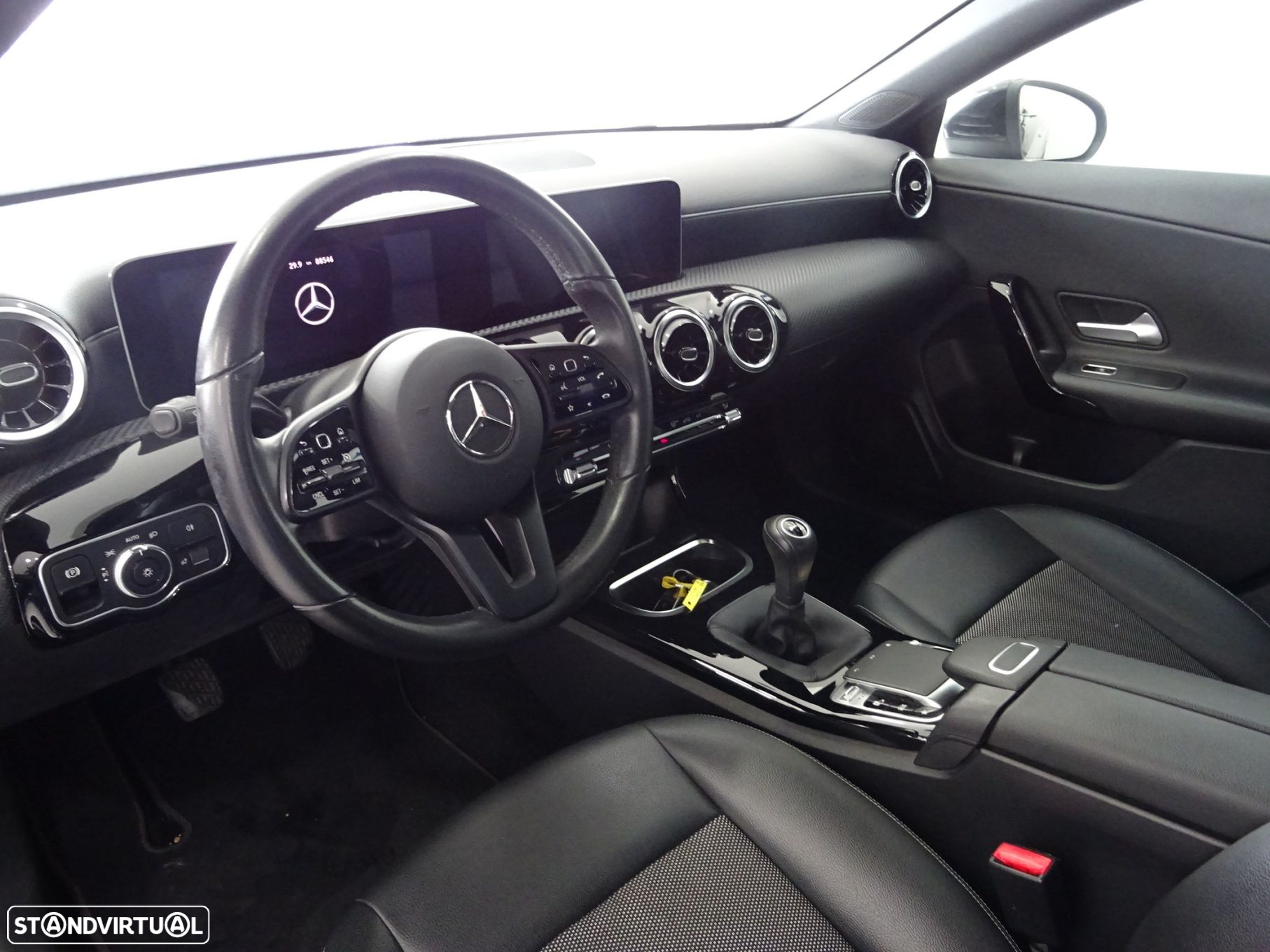 Mercedes-Benz CLA 200 Progressive - 6
