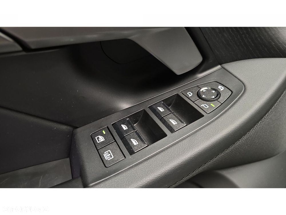 BMW Seria 5 - 30