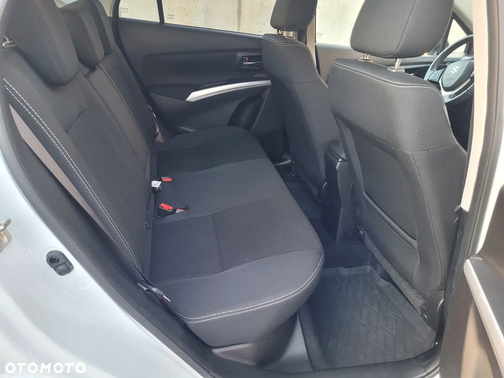 Suzuki SX4 S-Cross 1.6 DDiS 4x4 limited+ - 26