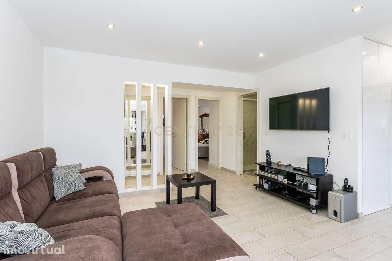 T2 Totalmente Remodelado - Marvila - Grande imagem: 5/17