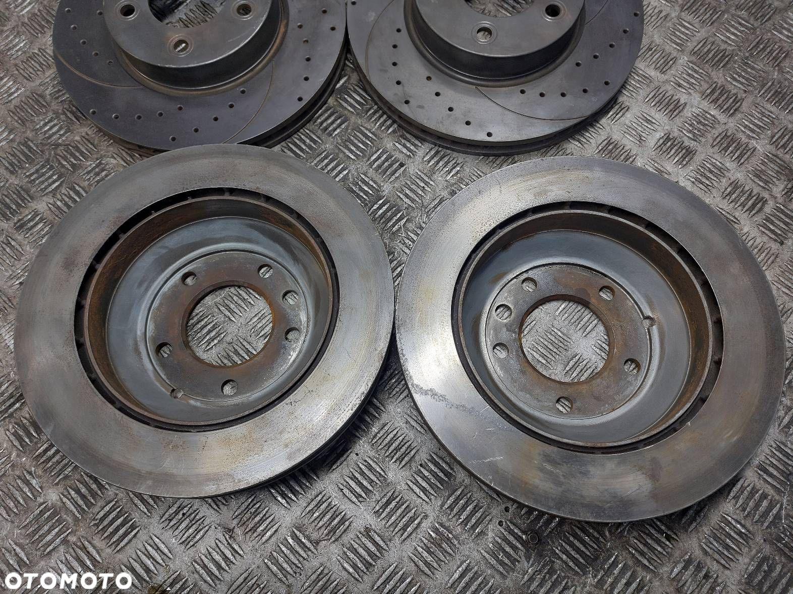 ZACISKI PRZÓD + TYŁ BREMBO + TARCZE KOMPLET PORSCHE CAYENNE 3.2 V6 - 8