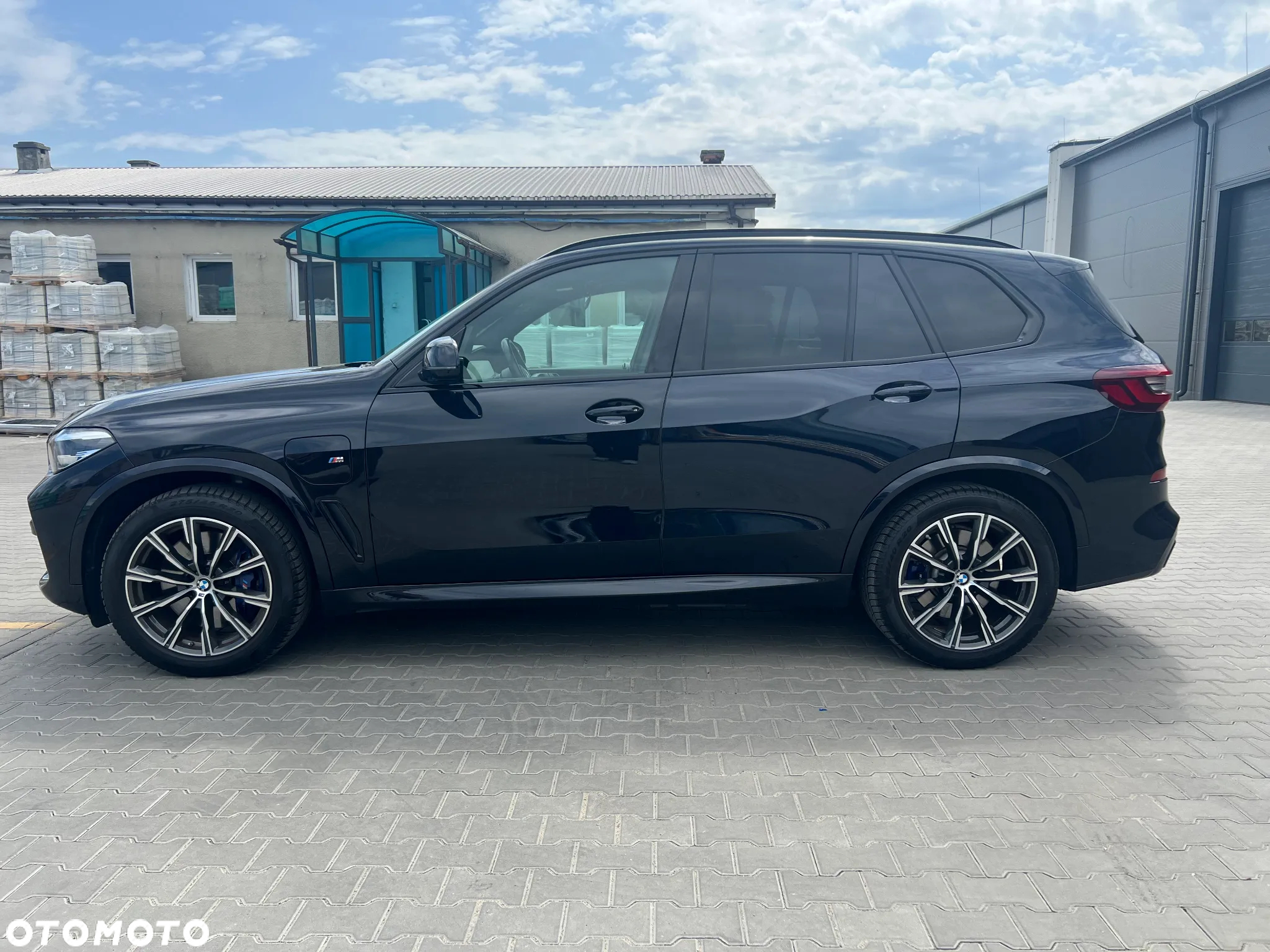 BMW X5 xDrive45e - 11