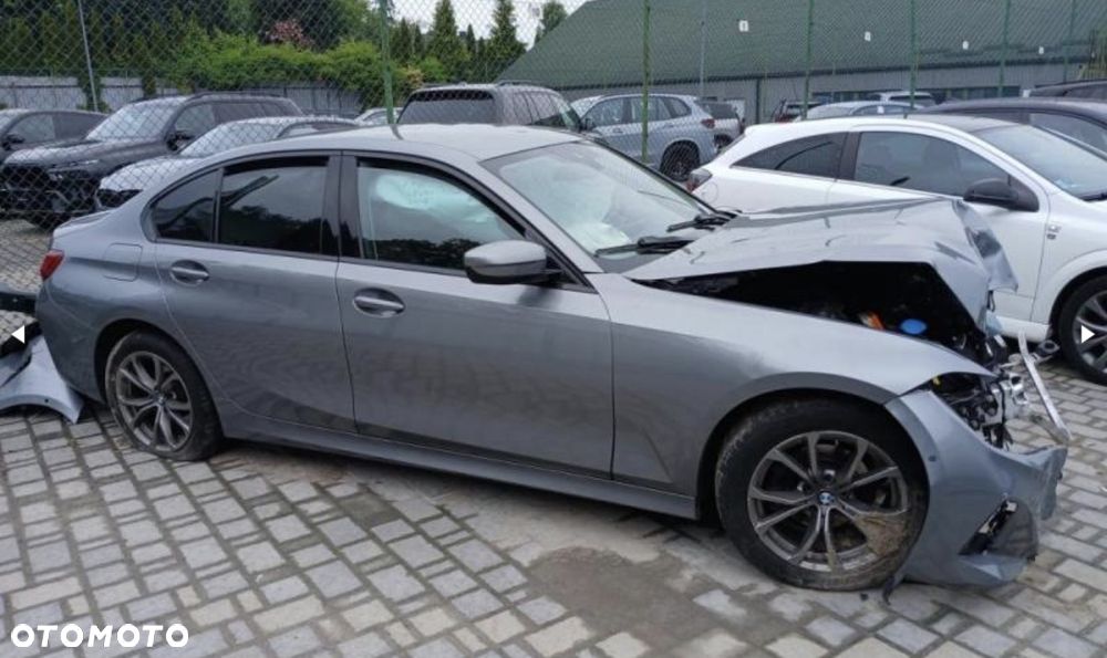 BMW Seria 3 318i Business Edition - 12