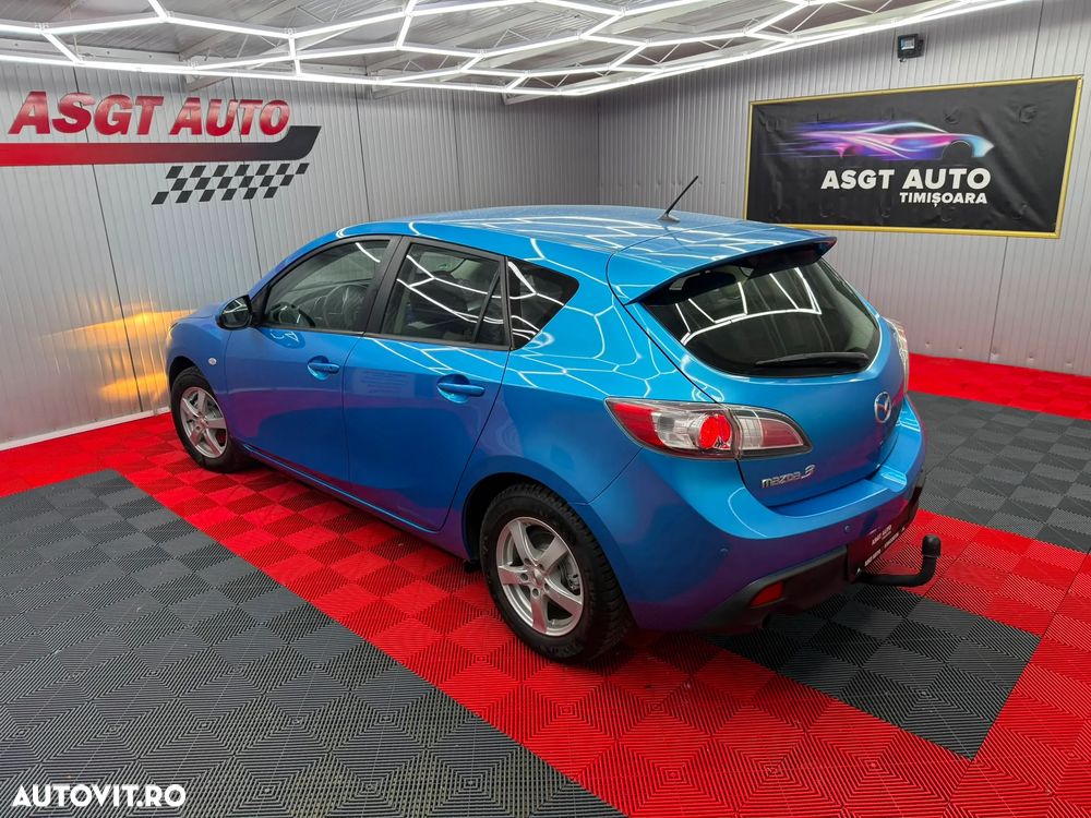 Mazda 3 - 6