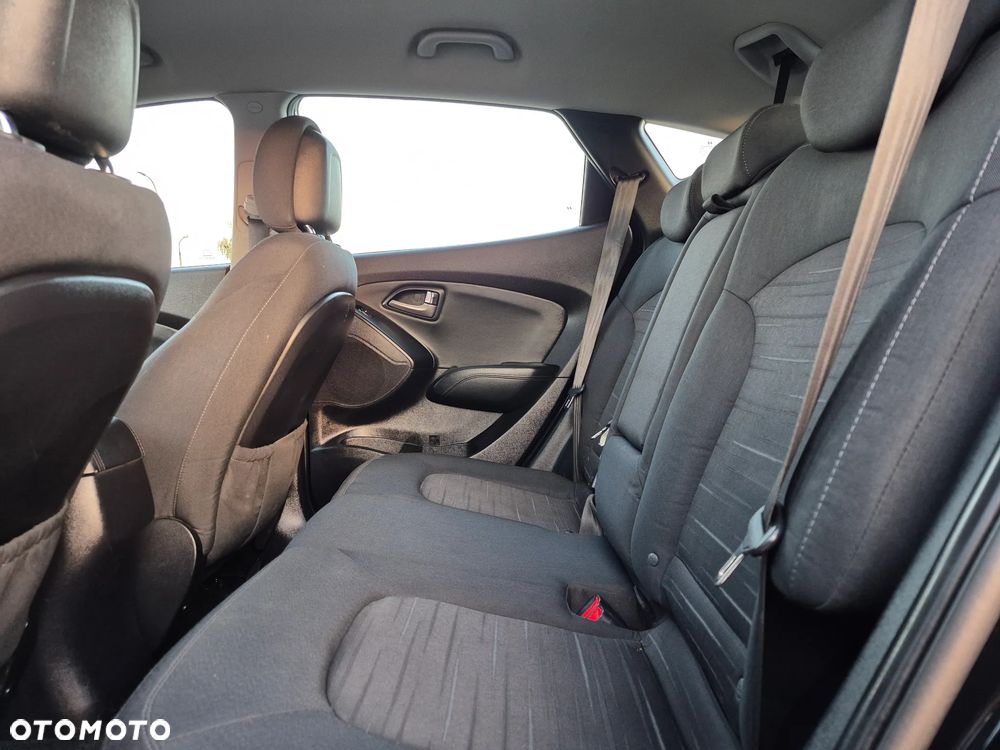 Hyundai ix35 1.6 2WD Fifa World Cup Edition - 16