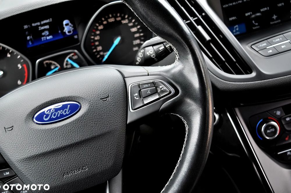 Ford Kuga 2.0 TDCi AWD ST-Line - 38