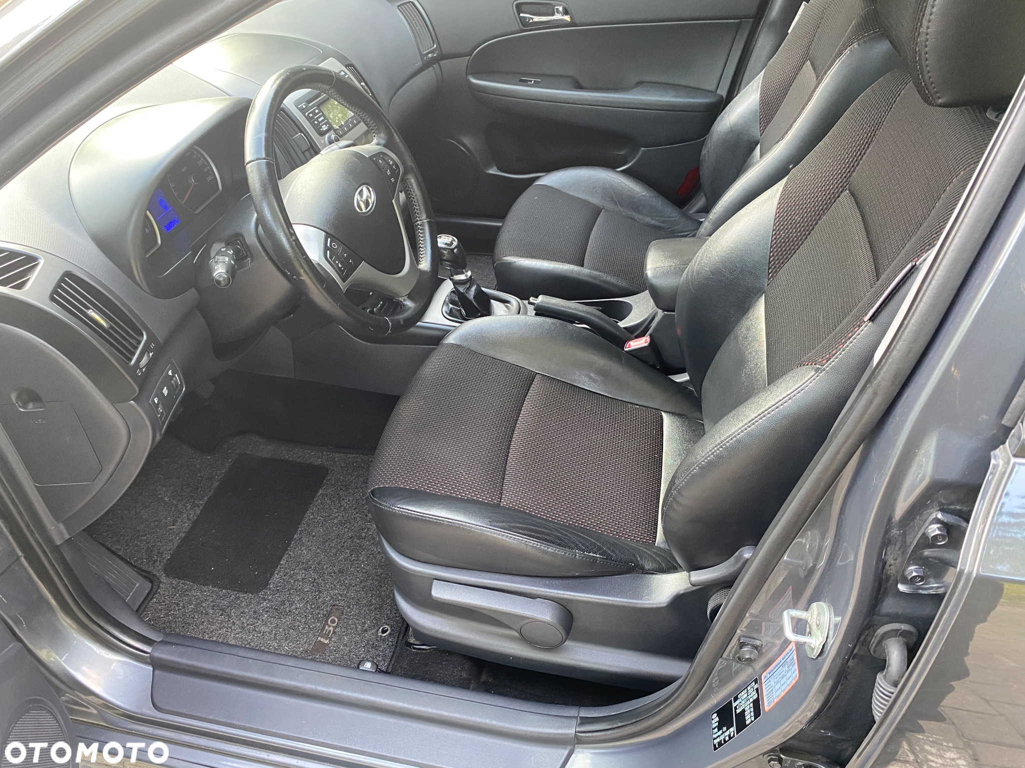 Hyundai i30 1.6 CRDi Comfort - 11