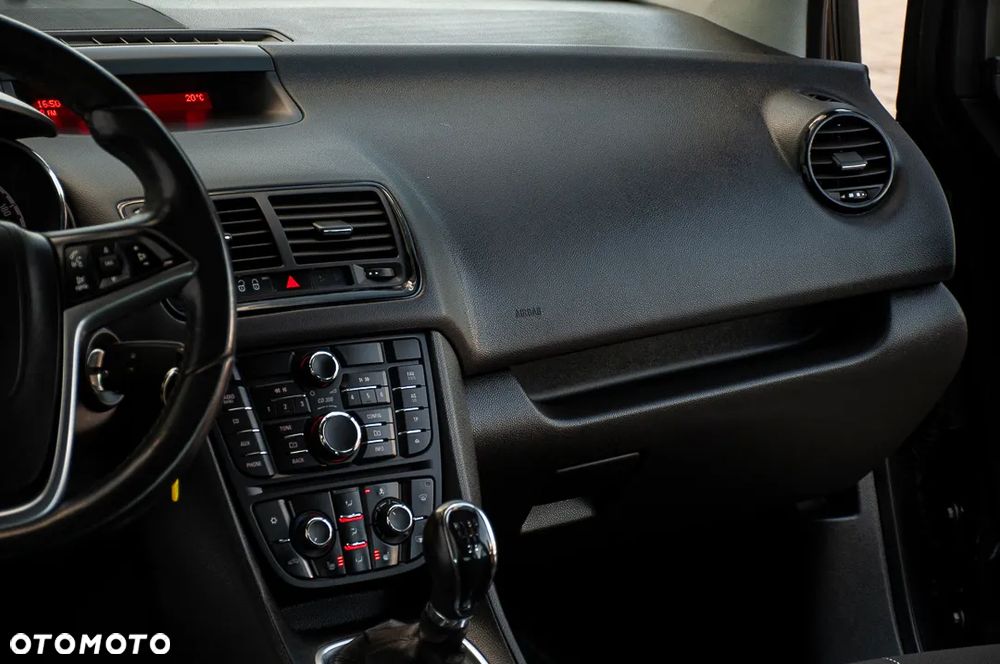 Opel Meriva 1.4 150 Jahre - 34