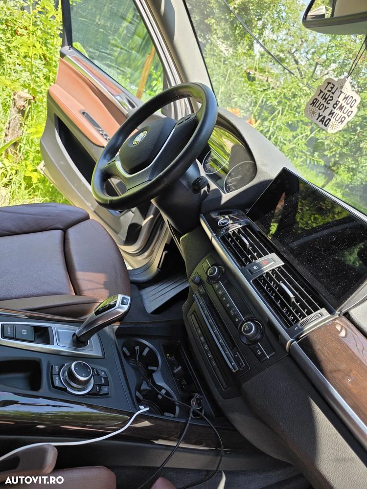 BMW X5 xDrive35i - 17