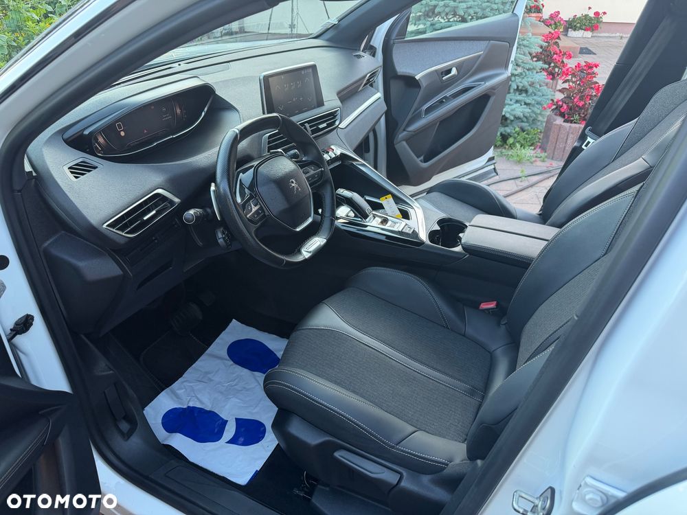 Peugeot 3008 1.5 BlueHDi GT S&S EAT8 - 31