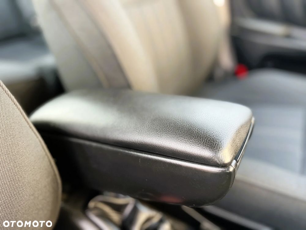 Alfa Romeo 166 - 24