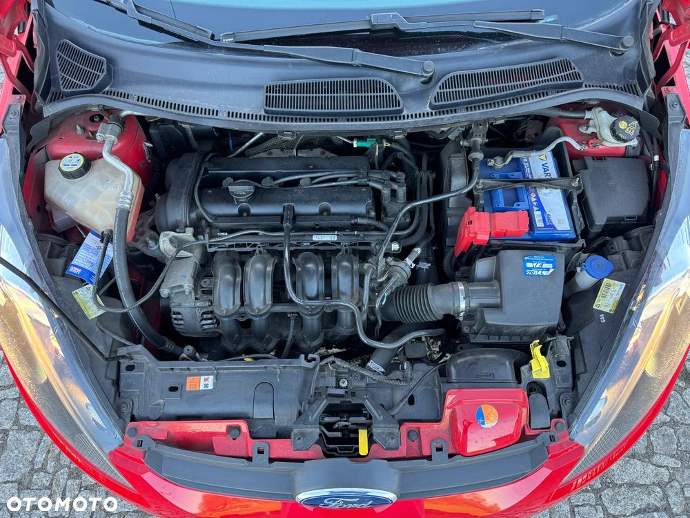 Ford Fiesta 1.25 Celebration - 38