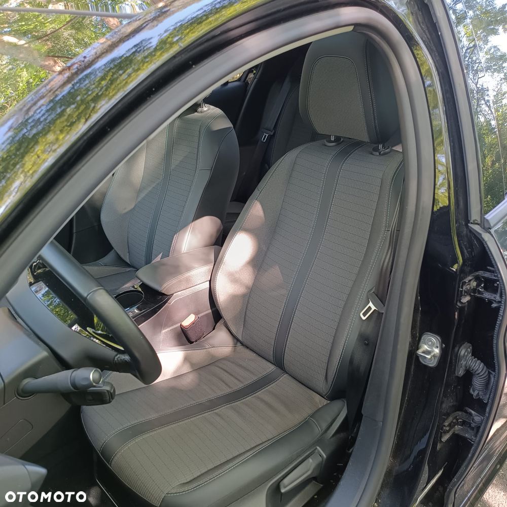 Peugeot 208 PureTech 100 Allure - 21