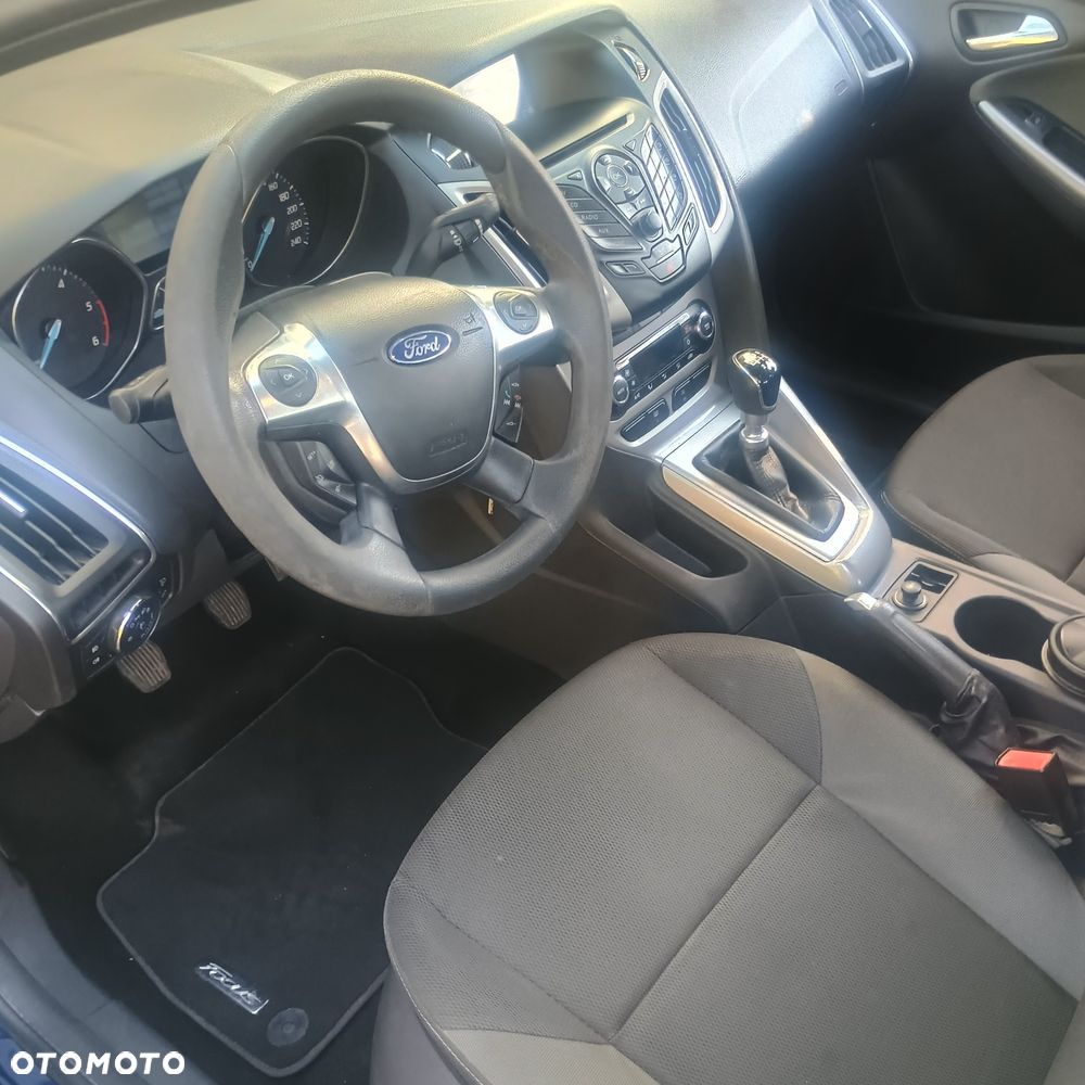 Ford Focus - 4