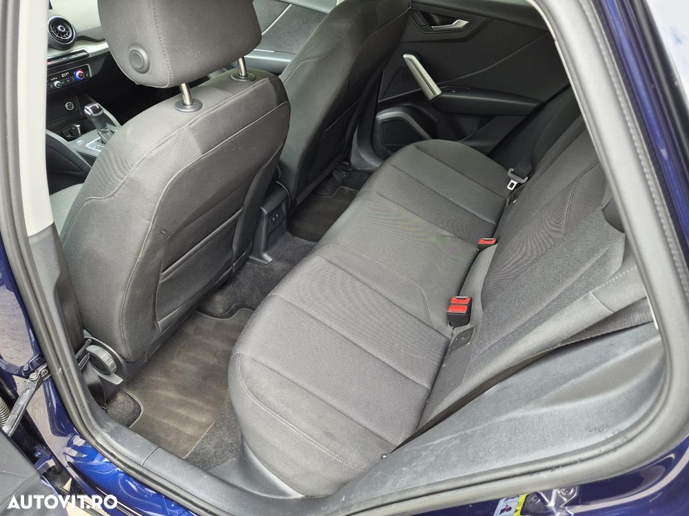 Audi Q2 35 TDI quattro S tronic Basic - 15