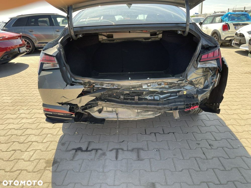 Hyundai Elantra 1.6 Modern - 4