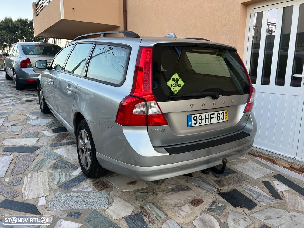 Volvo V70 2.0 D Momentum - 5
