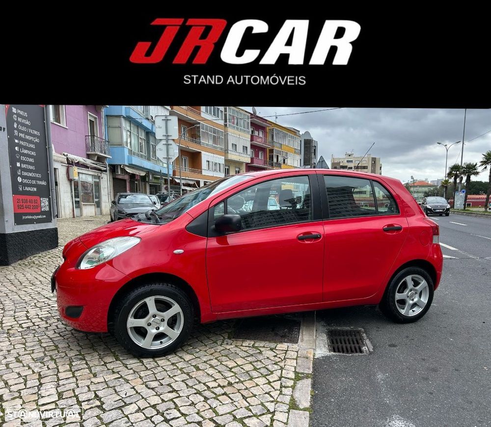 Toyota Yaris - 4