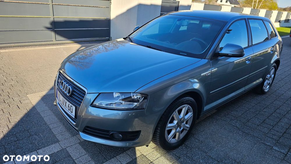 Audi A3 Sportback 1.9 TDI Attraction - 2