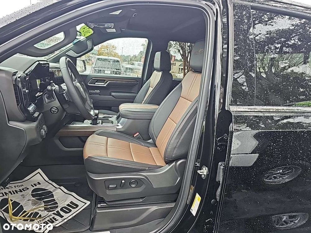 Chevrolet Silverado - 7