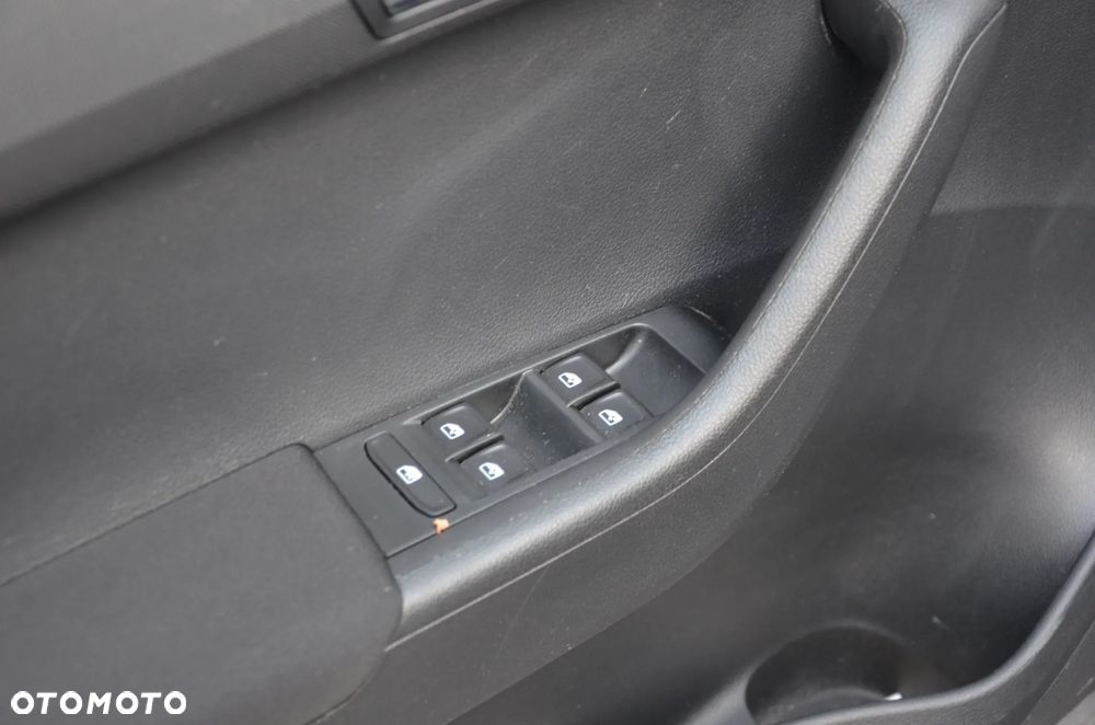 Skoda Fabia 1.0 TSI DSG Style - 18