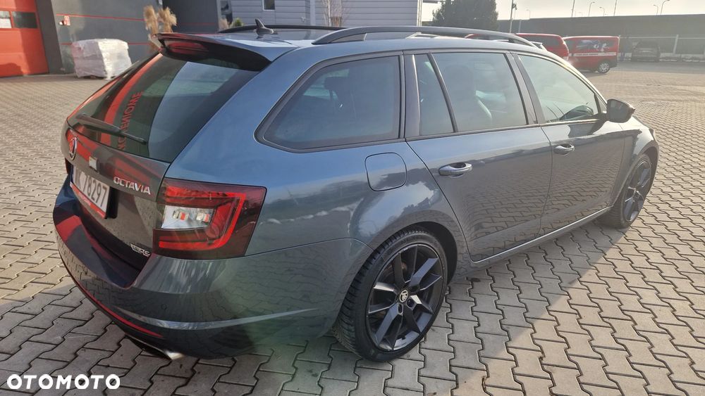 Skoda Octavia 2.0 TSI RS 230 DSG - 2