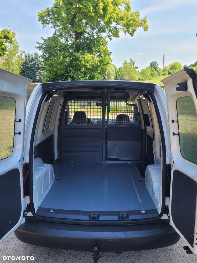 Volkswagen Caddy - 13