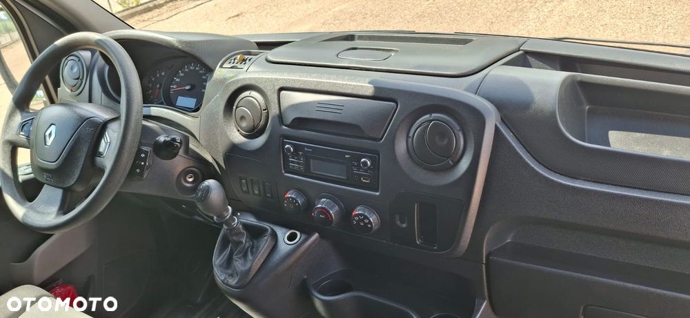 Renault Master - 25
