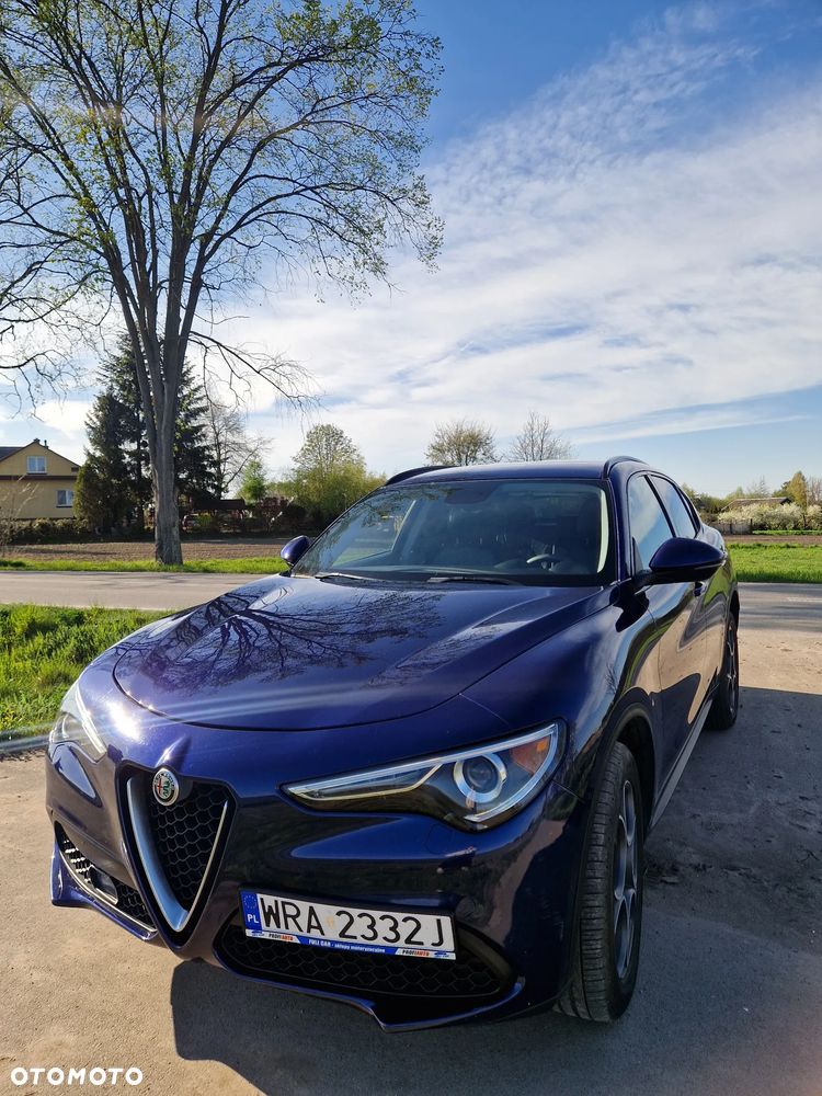 Alfa Romeo Stelvio 2.0 Turbo 16V AT8-Q4 Ti - 2
