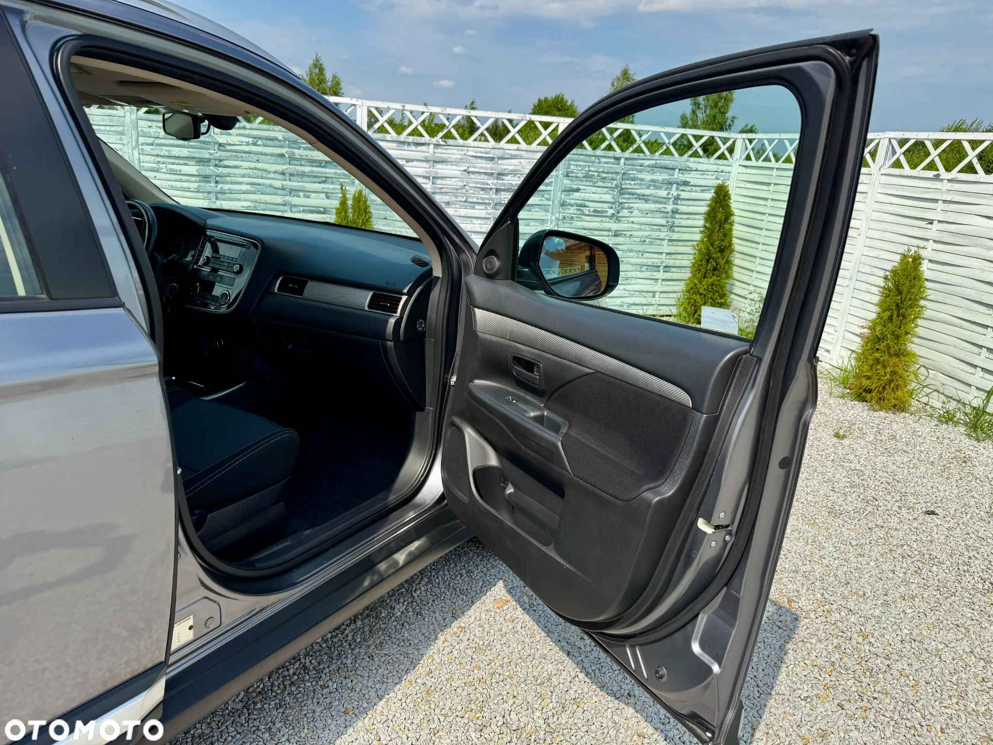 Mitsubishi Outlander 2.0 City Style 2WD - 27