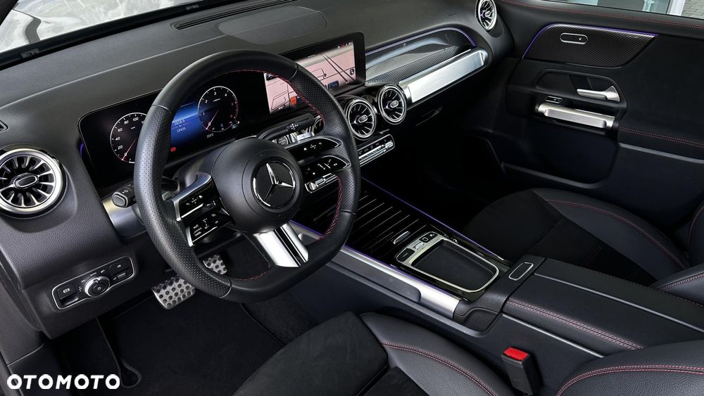 Mercedes-Benz GLB 200 d 4-Matic AMG Line 8G-DCT - 13