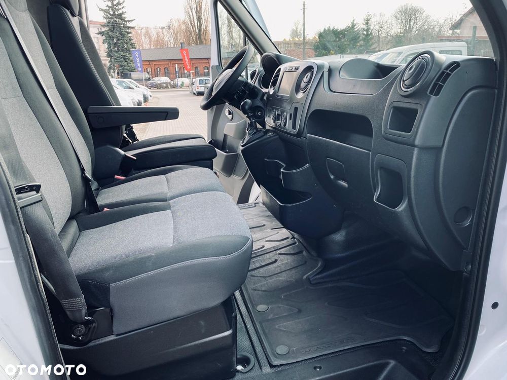 Renault Master - 15