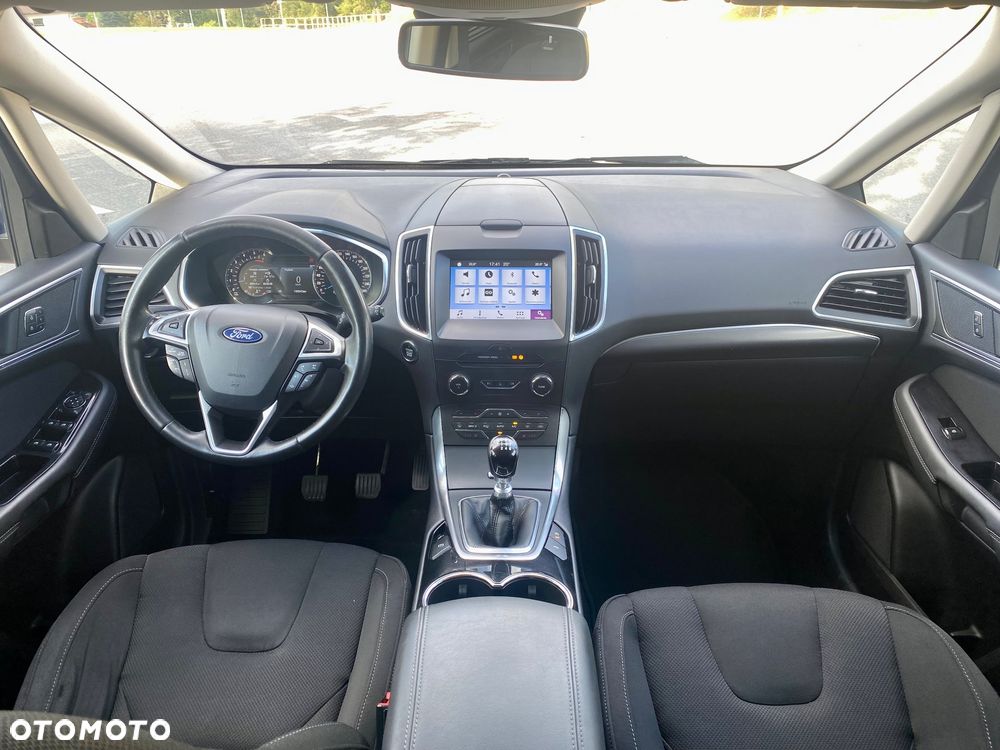Ford S-Max - 15