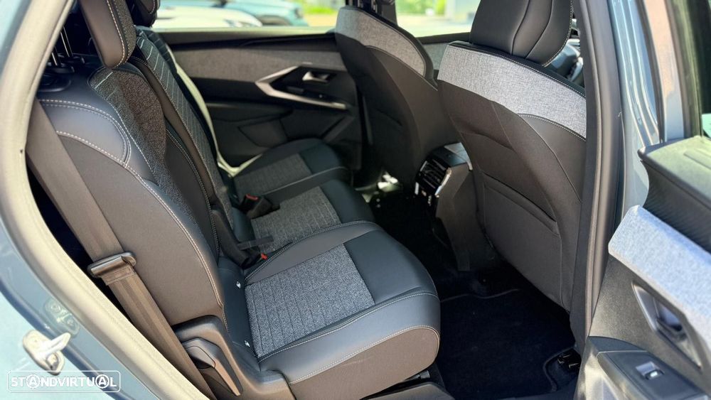 Peugeot 5008 1.2 Hybrid Allure e-DCS6 - 10