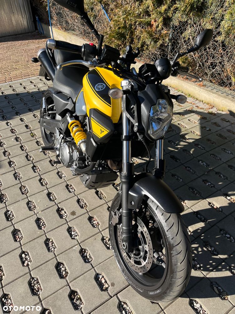Yamaha MT - 5