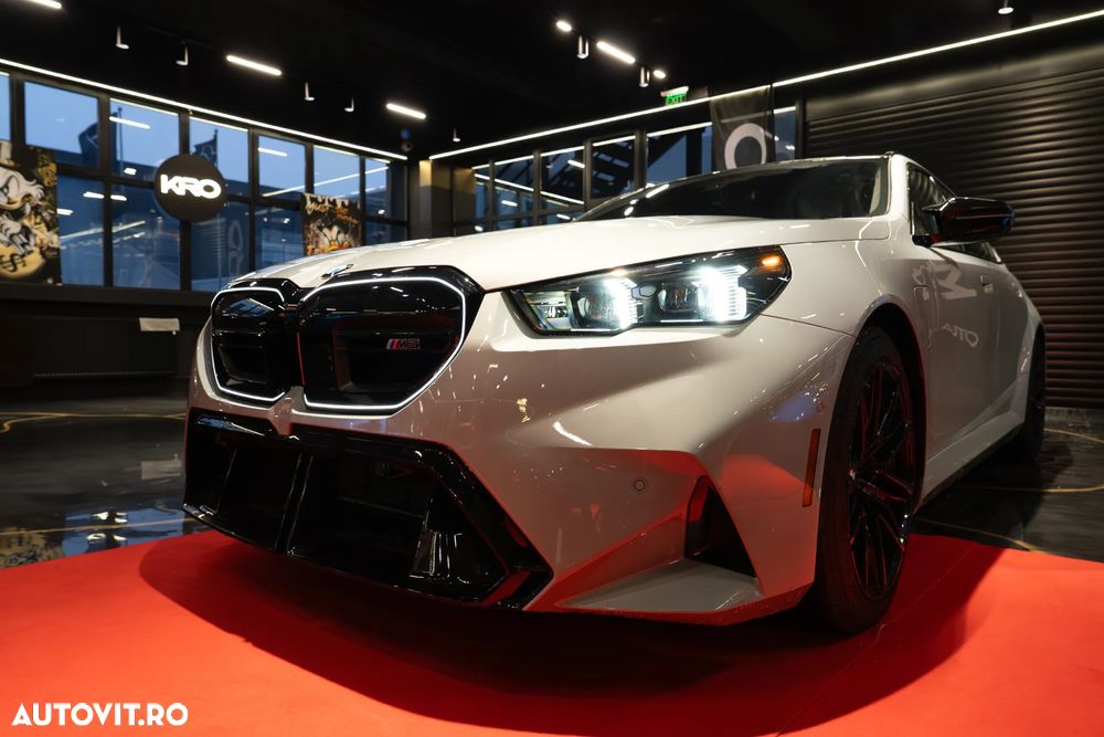 BMW M5 xDrive - 29
