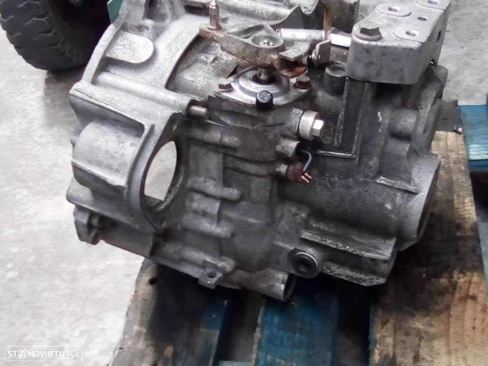 Caixa Velocidades HDV - 4