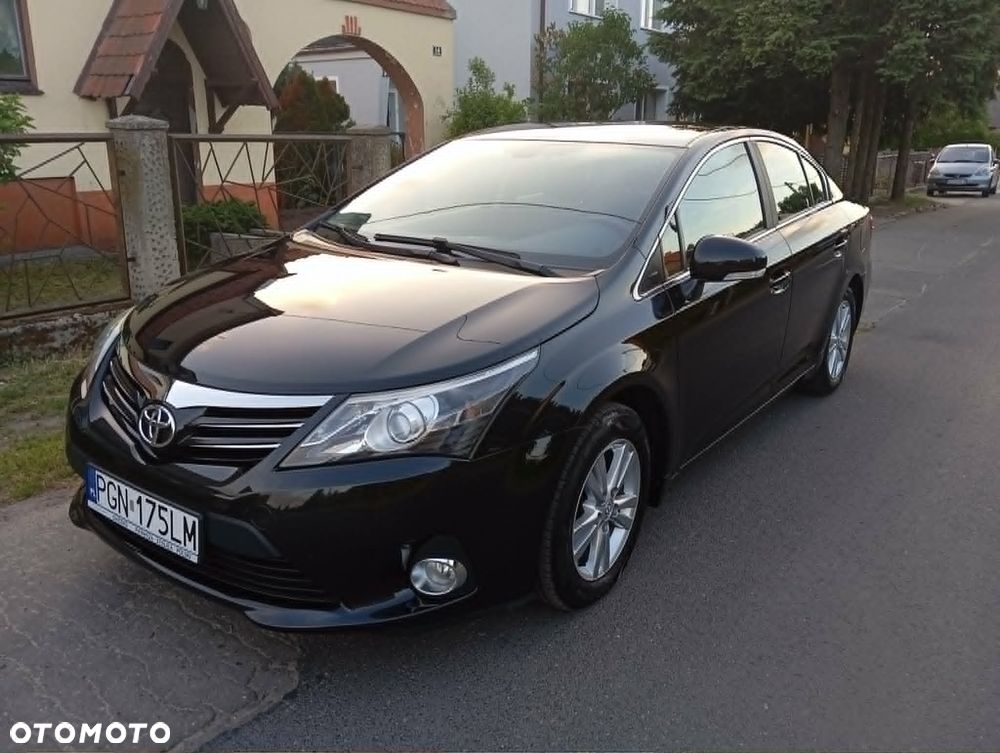 Toyota Avensis 1.8 Sol plus - 1