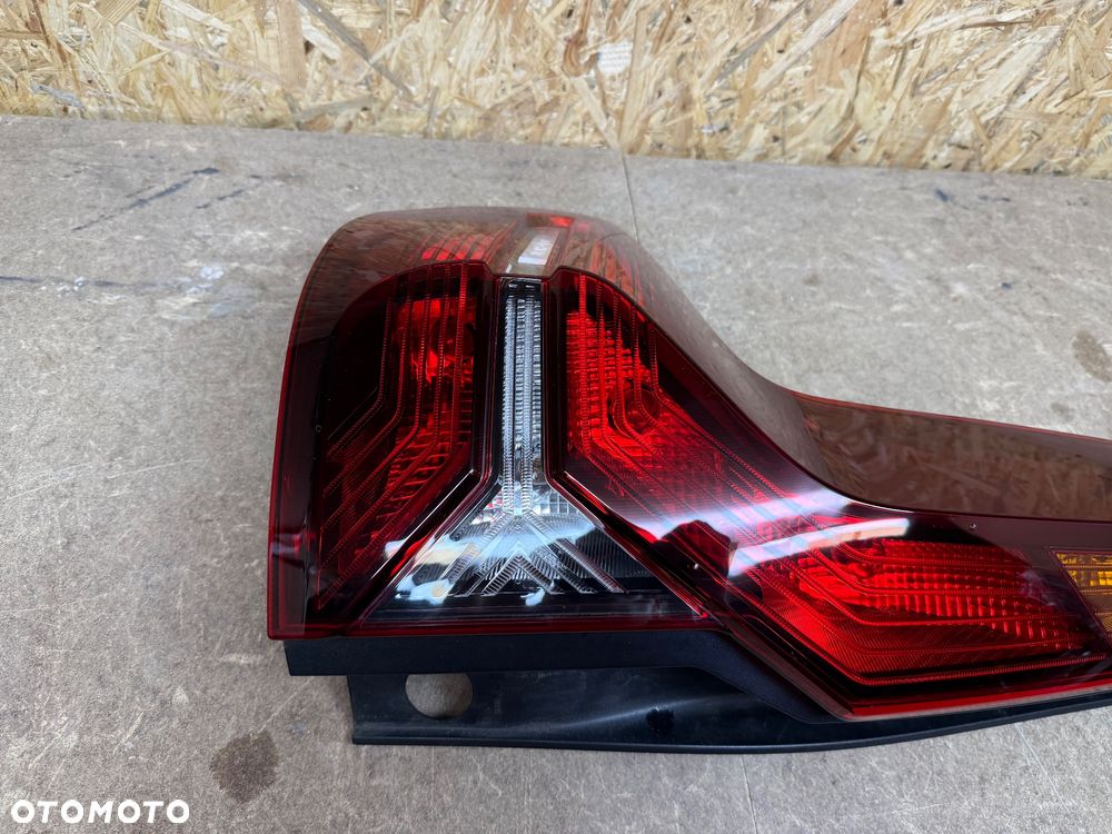 LAMPA TYŁ LEWA LED DACIA JOGGER 265557076R - 12