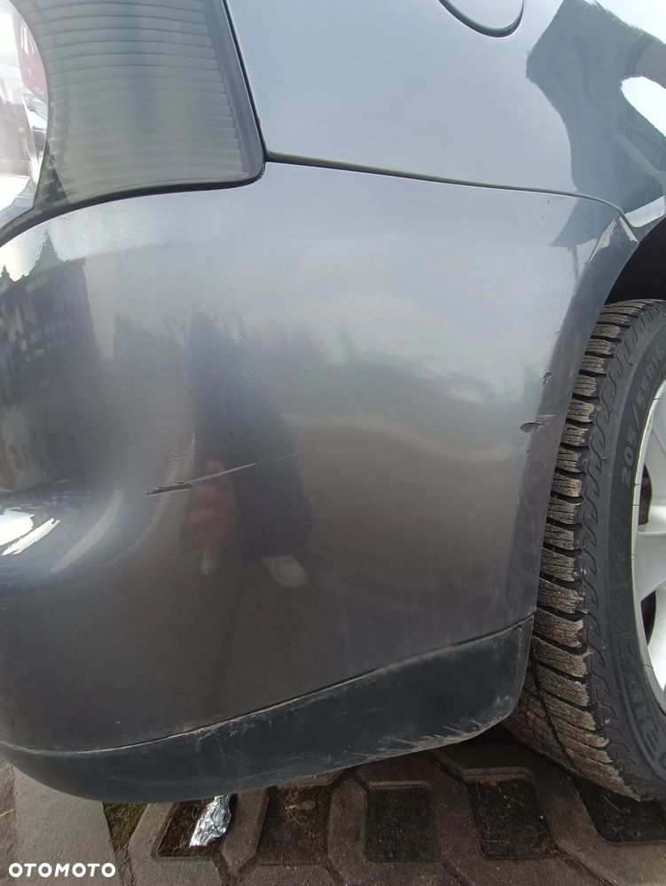 Volkswagen Touran 2.0 TDI DPF Comfortline - 13