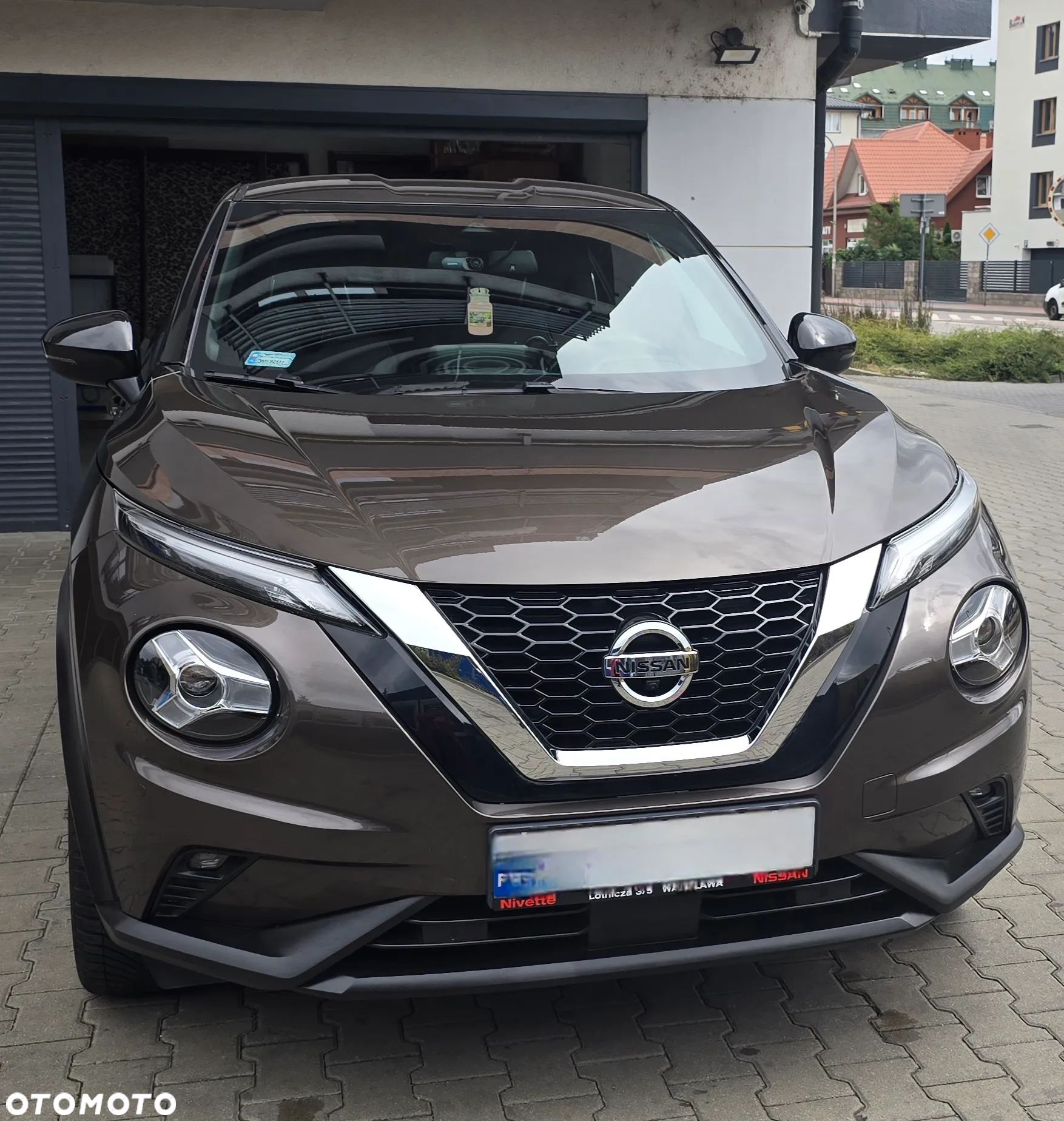 Nissan Juke 1.0 DIG-T Tekna - 1