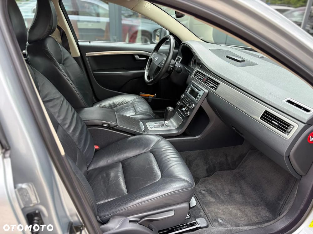 Volvo S80 2.4D Momentum - 9