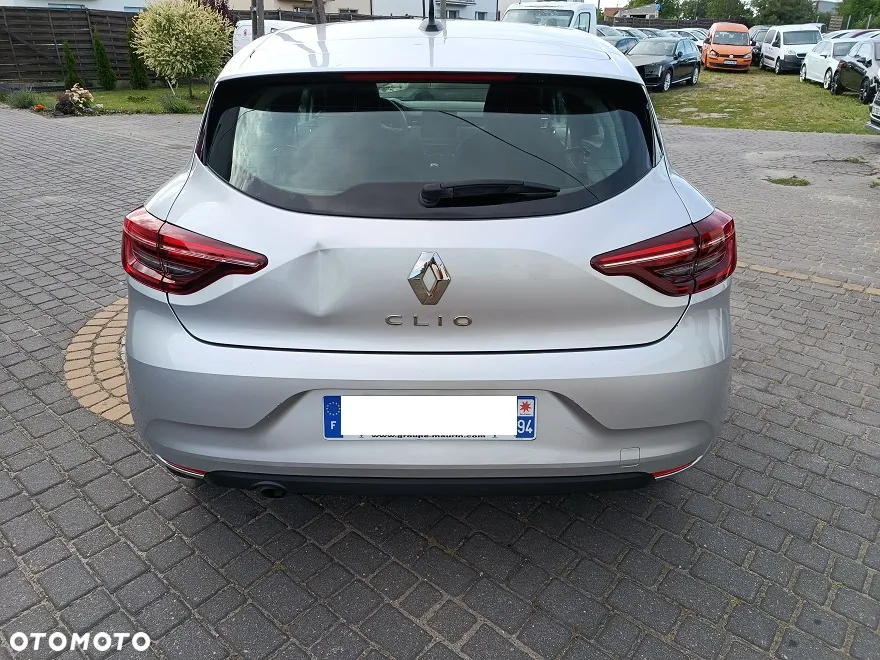 Renault Clio - 5