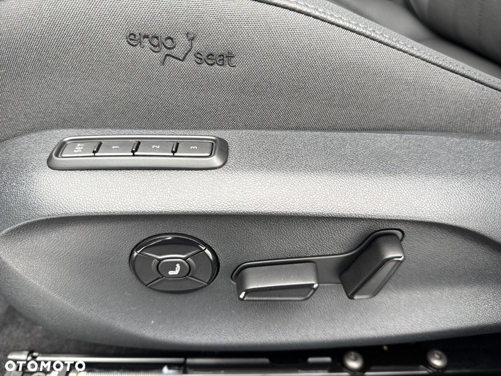 Skoda Superb 2.0 TDI SCR 4x4 L&K DSG - 15