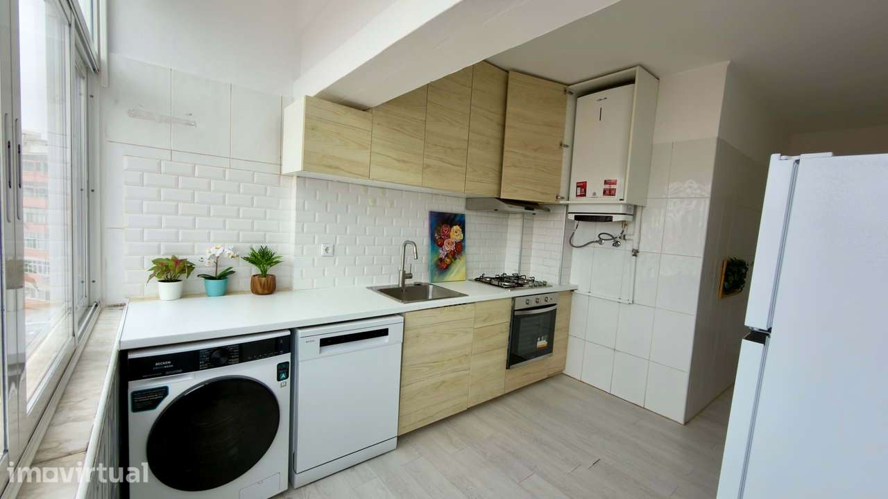 T2 no Centro de Setúbal | Luz Natural Todo o Dia | 1.400€/mês - Grande imagem: 2/26