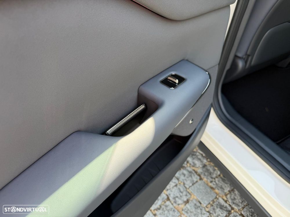 Voyah Courage 80 kWh Exclusive - 8