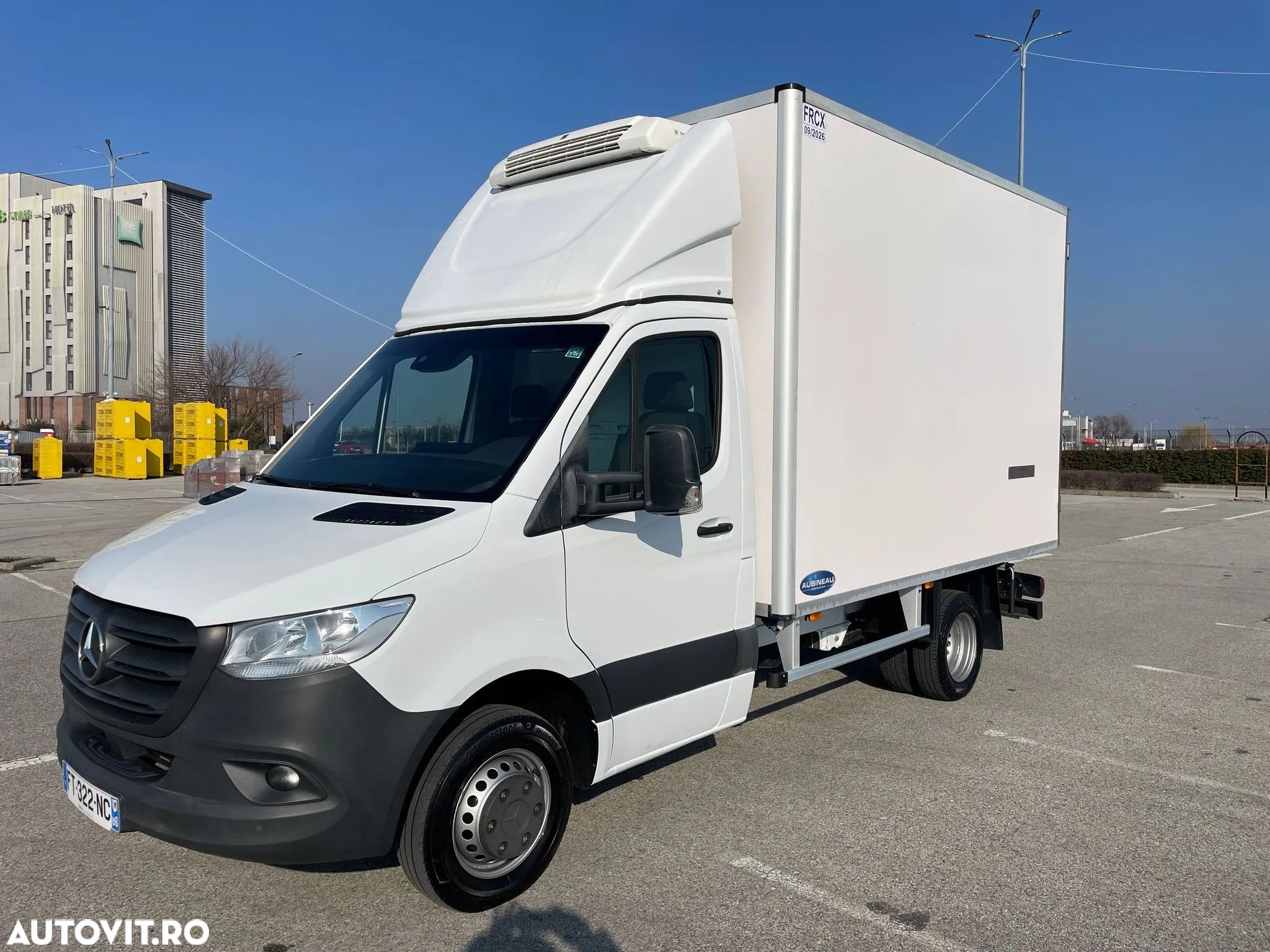 Mercedes-Benz Sprinter - 1