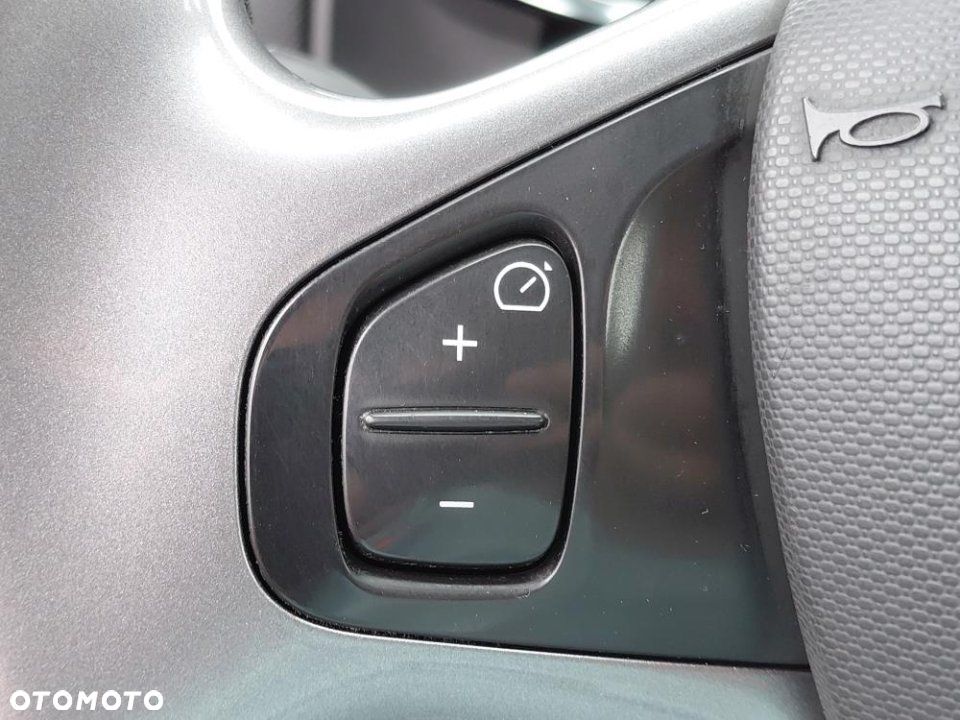 Renault Clio - 18