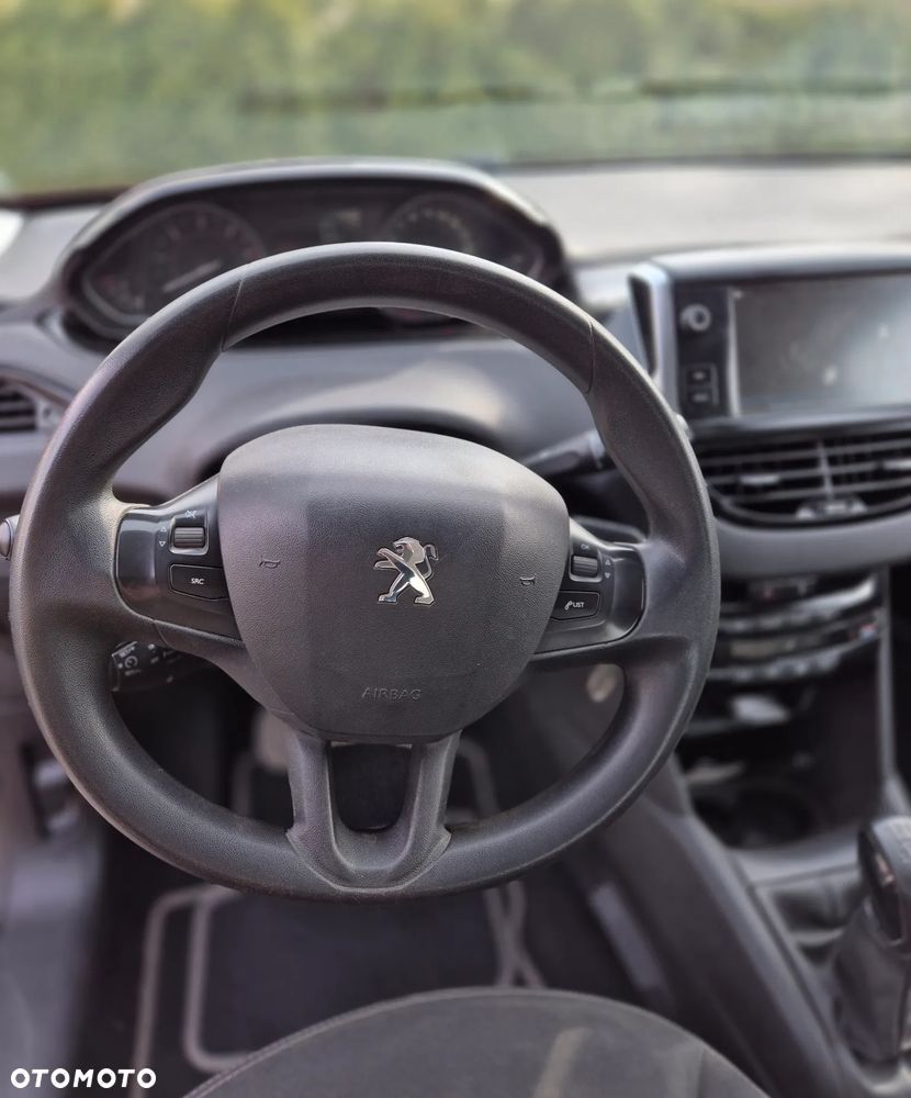 Peugeot 208 1.6 BlueHDi Allure S&S - 10